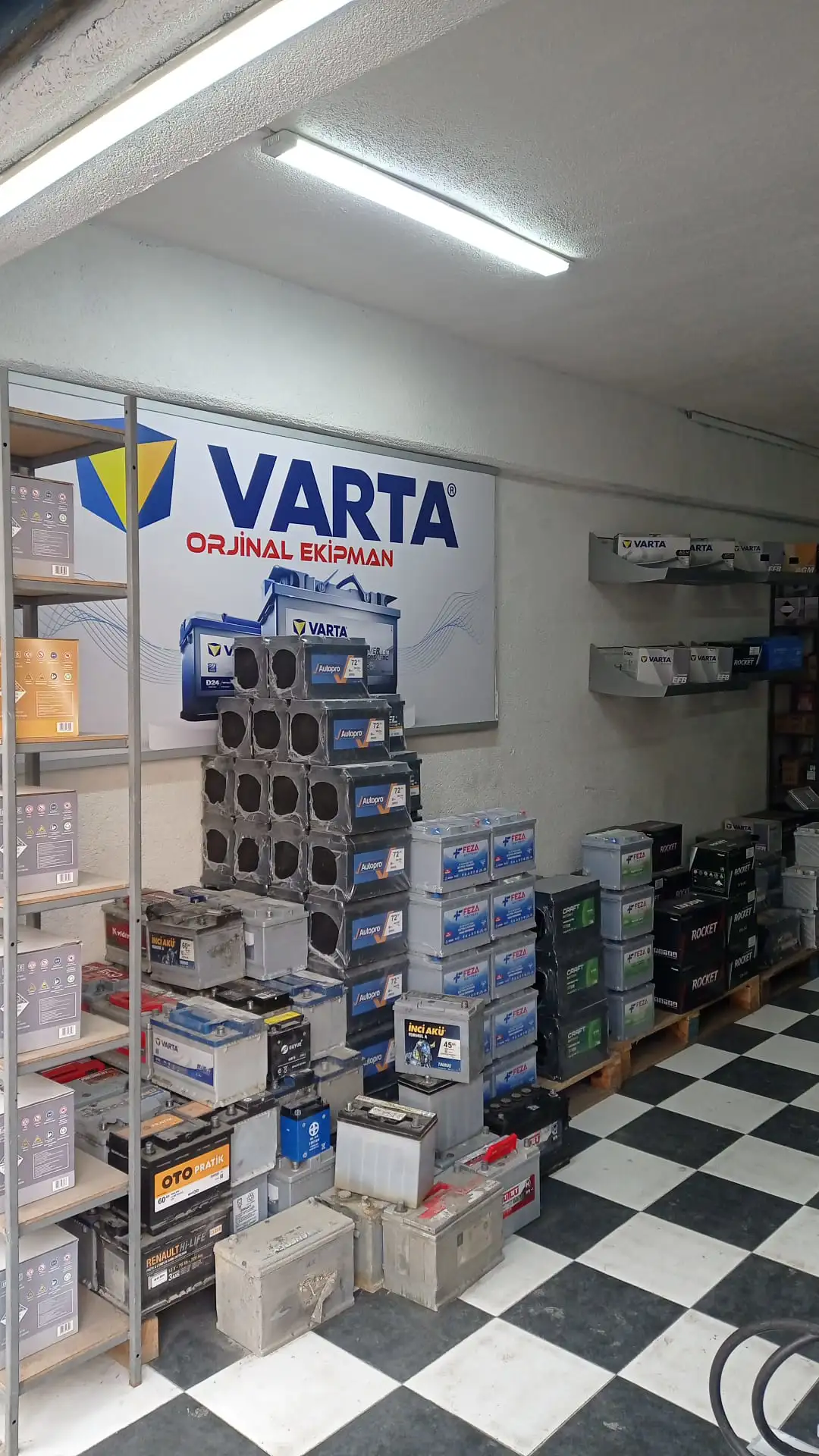 Yol yardım akü değişimi İkitelli
